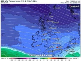 英国降雪：地图显示节礼日和周末白雪皑皑，零下12摄氏度的北极冰点即将到来